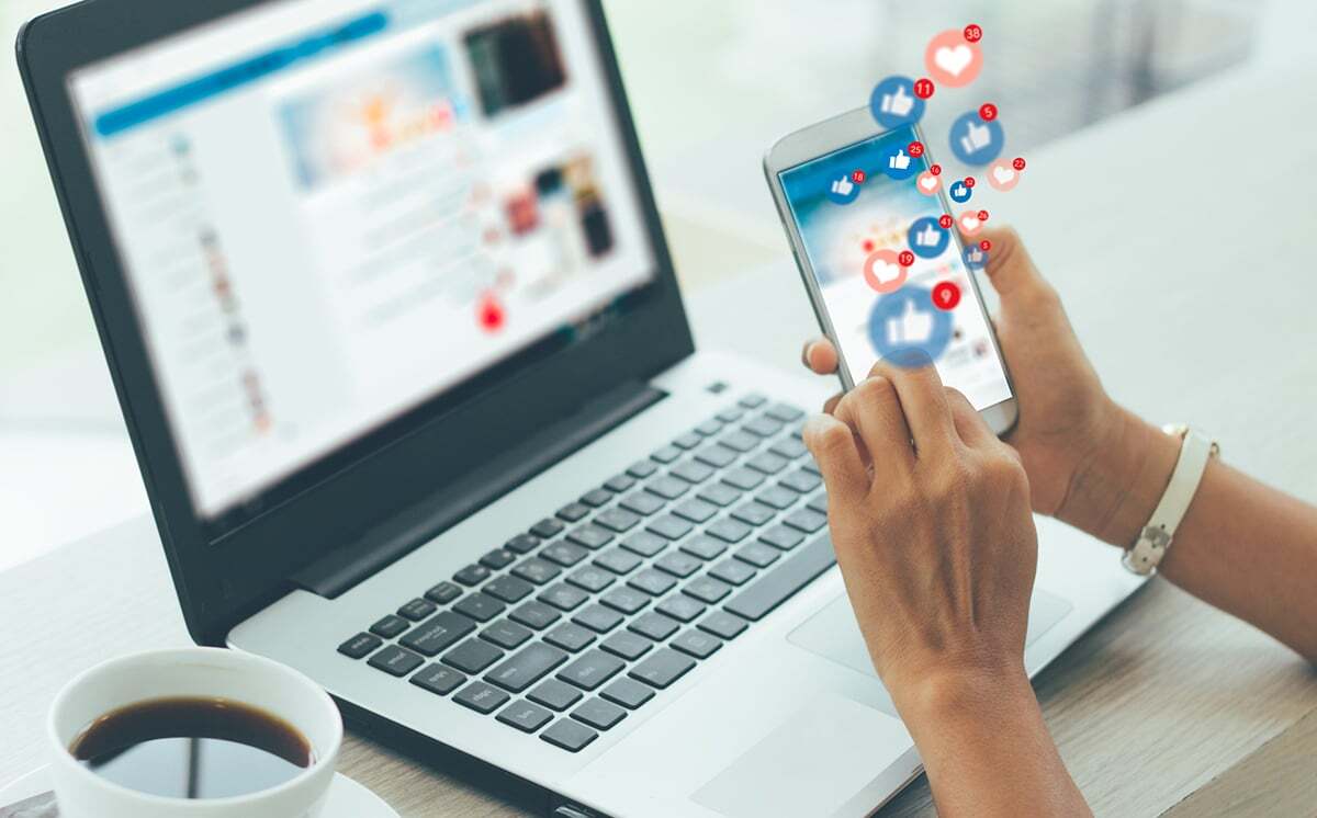 What is The Difference Between Organic and Paid Social Media